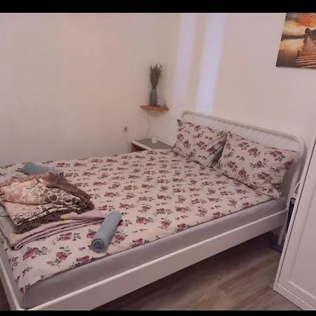 Apartma So&ni *
